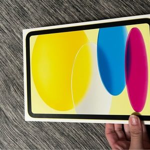 New In Box Yellow iPad 10th Gen!